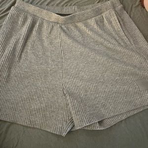 Alo yoga ribbed shorts